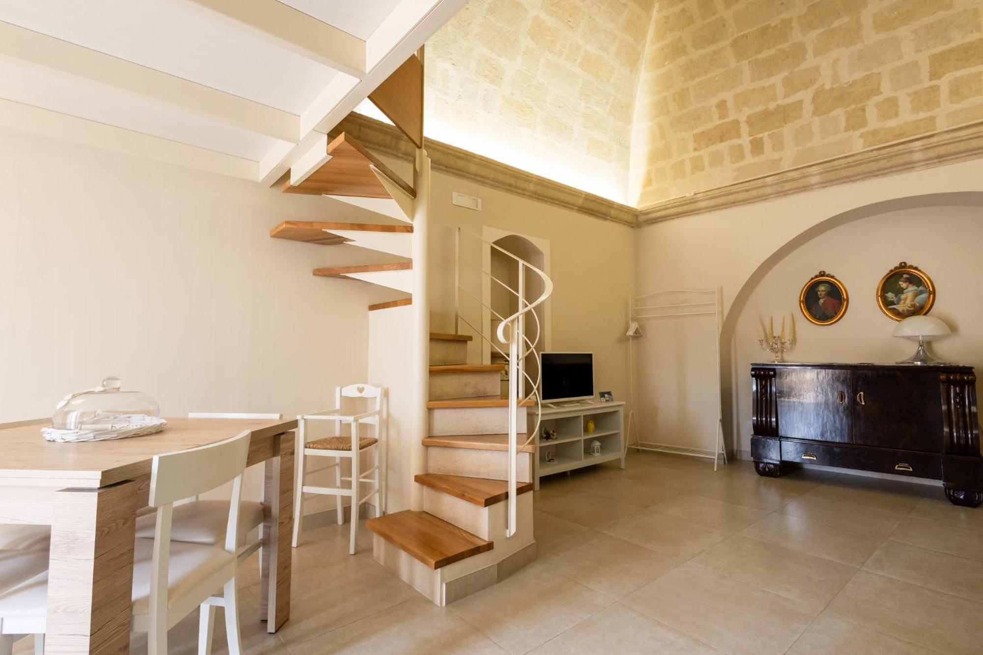 Antica Dimora Storica La Finestra Sul Campanile Villa Matera Bagian luar foto