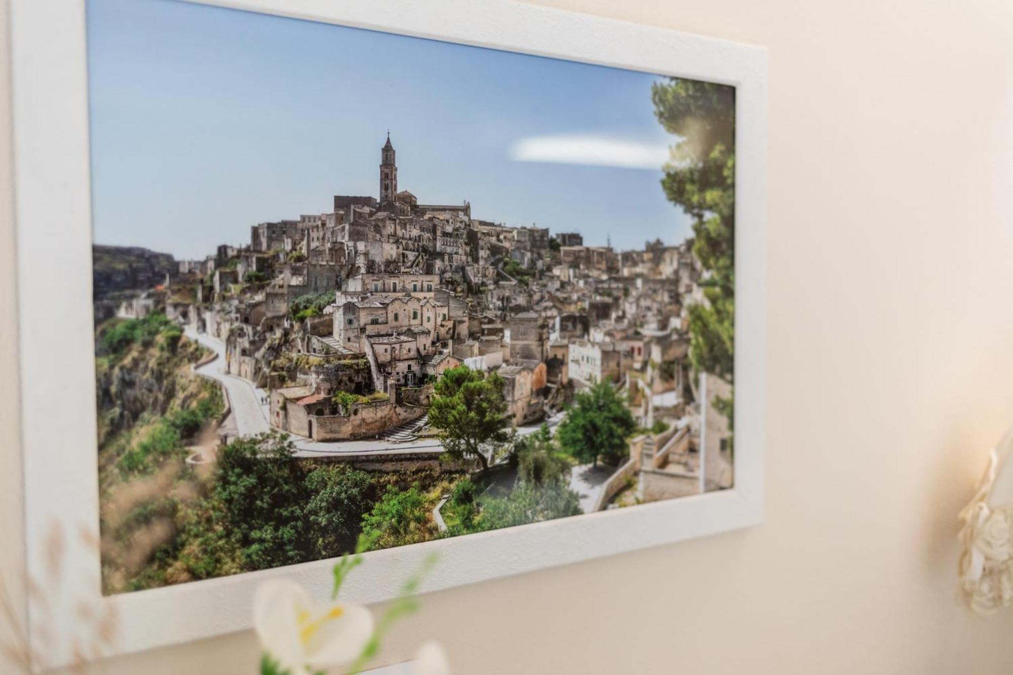 Antica Dimora Storica La Finestra Sul Campanile Villa Matera Bagian luar foto