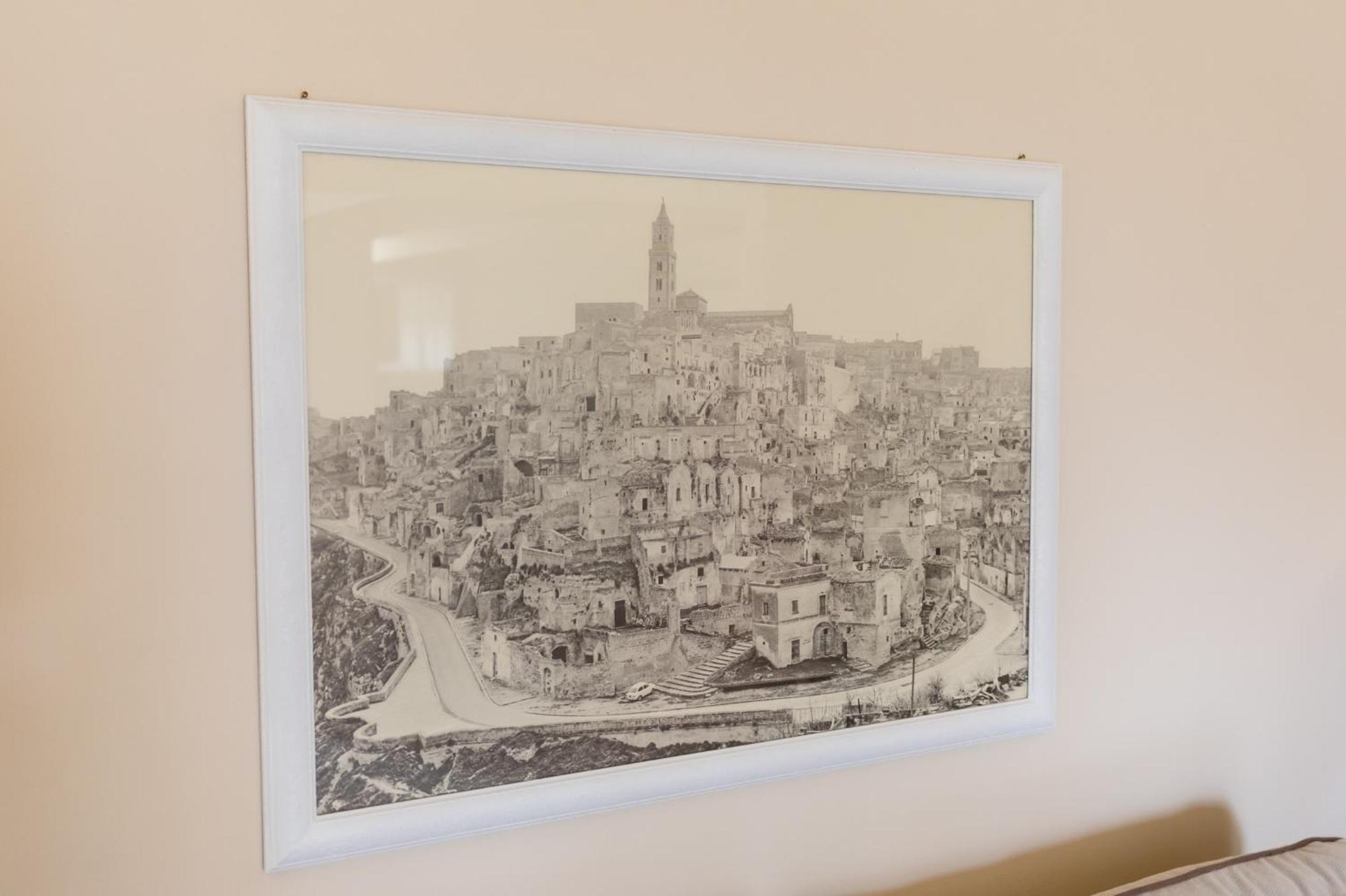 Antica Dimora Storica La Finestra Sul Campanile Villa Matera Bagian luar foto
