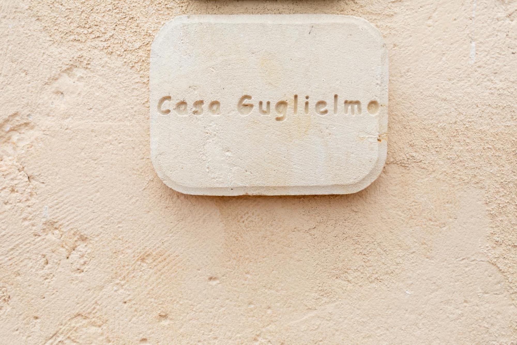 Antica Dimora Storica La Finestra Sul Campanile Villa Matera Bagian luar foto