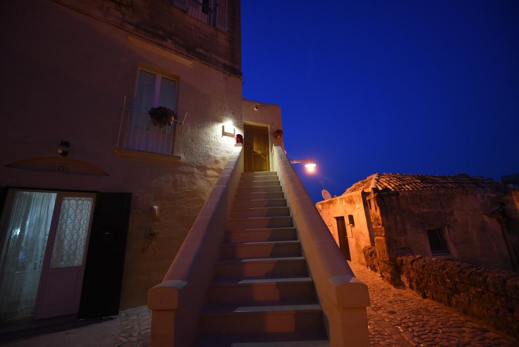 Antica Dimora Storica La Finestra Sul Campanile Villa Matera Bagian luar foto
